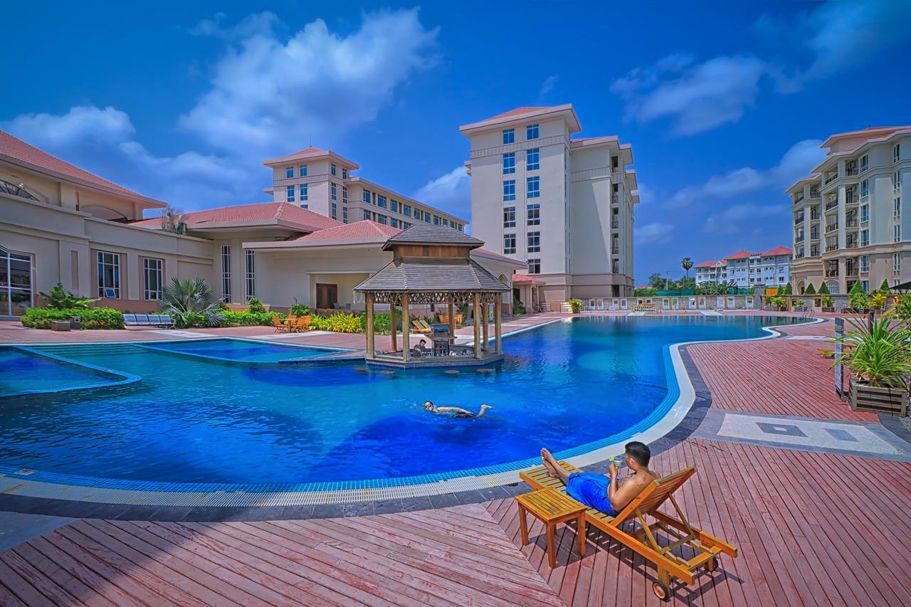 The Hotel Grand Ace Naypyidaw Exteriör bild