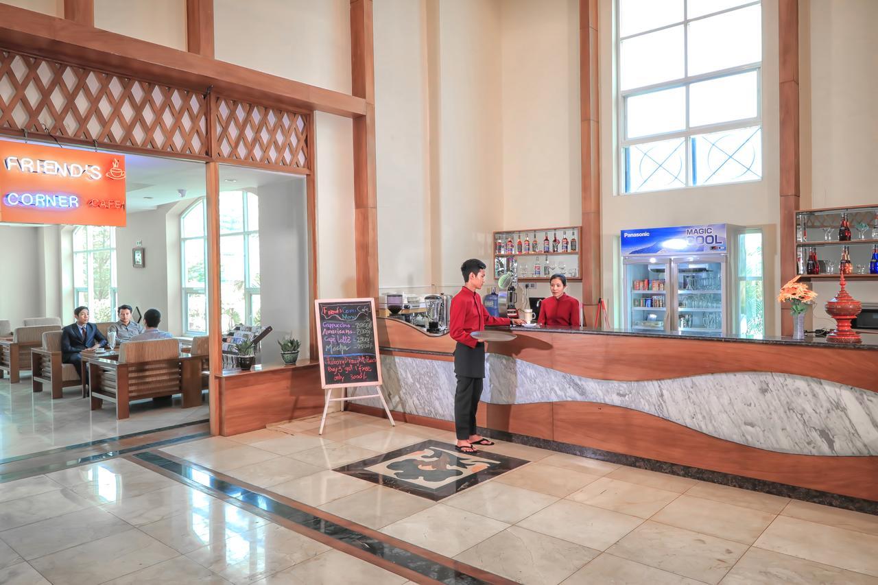 The Hotel Grand Ace Naypyidaw Exteriör bild