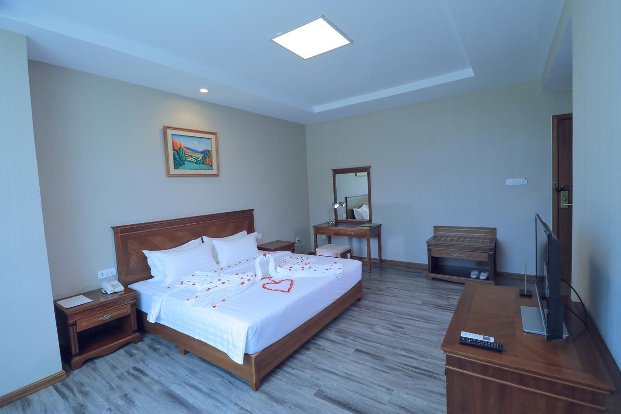 The Hotel Grand Ace Naypyidaw Exteriör bild